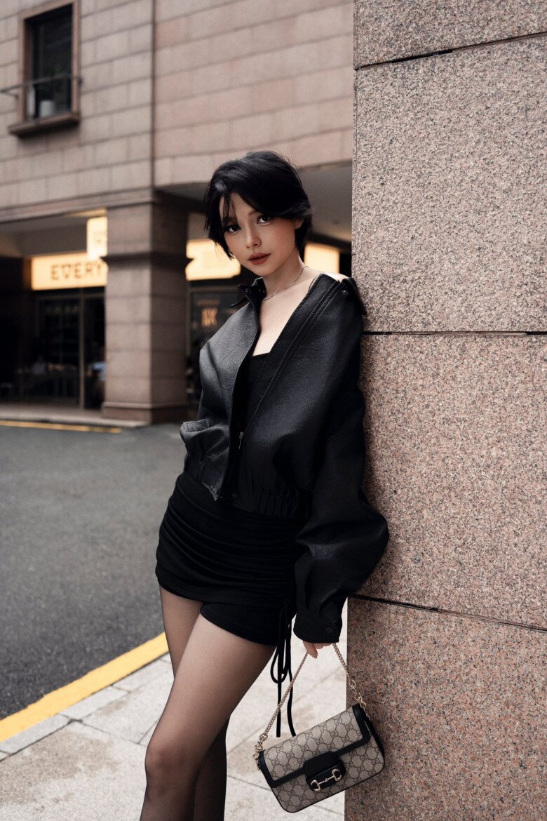 "Vợ mới" nóng bỏng của Quách Ngọc Ngoan: Ly hôn vẫn giữ liên lạc với chồng cũ, bị trầm cảm sau khi sinh đôi - 3