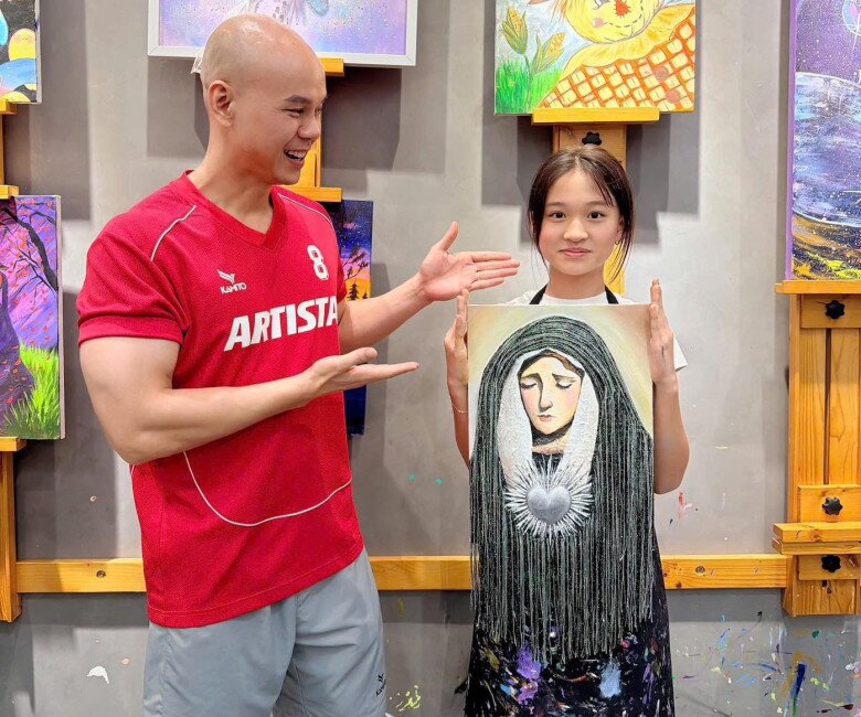 Con sao Việt nhận giải thưởng nghệ thuật năm 2025: Ái nữ Phan Đinh Tùng chuẩn bị đi Pháp, "ông hoàng nhạc đỏ" có người nối nghiệp - 1