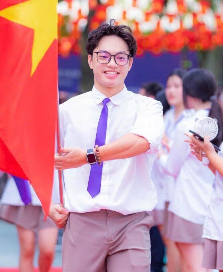 Con sao Việt nổi tiếng ở trường đại học: Quý tử của NSND Xuân Bắc đỗ Học viện Ngoại giao, con trai Thảo Vân thành nam chính - 2