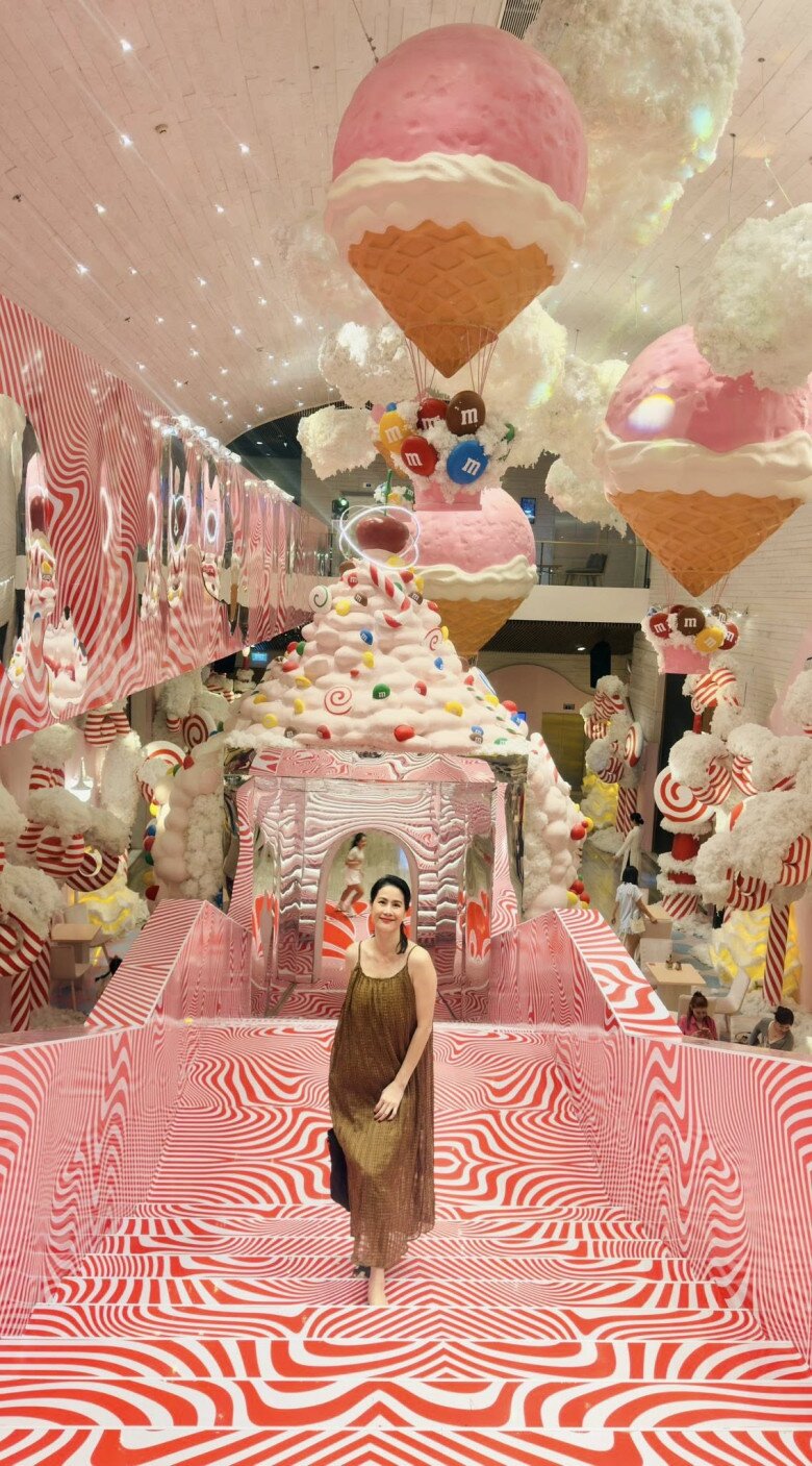 Sao Việt 24h: Grammy con gái Gia Bảo và Thanh Hiền chụp ảnh ở trường cũng thành "cực phẩm", đẹp trong trẻo ở tuổi 11 - 11