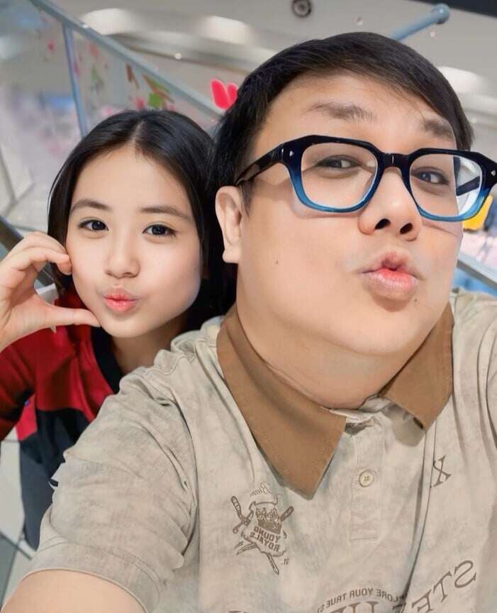 Sao Việt 24h: Grammy con gái Gia Bảo và Thanh Hiền chụp ảnh ở trường cũng thành "cực phẩm", đẹp trong trẻo ở tuổi 11 - 4