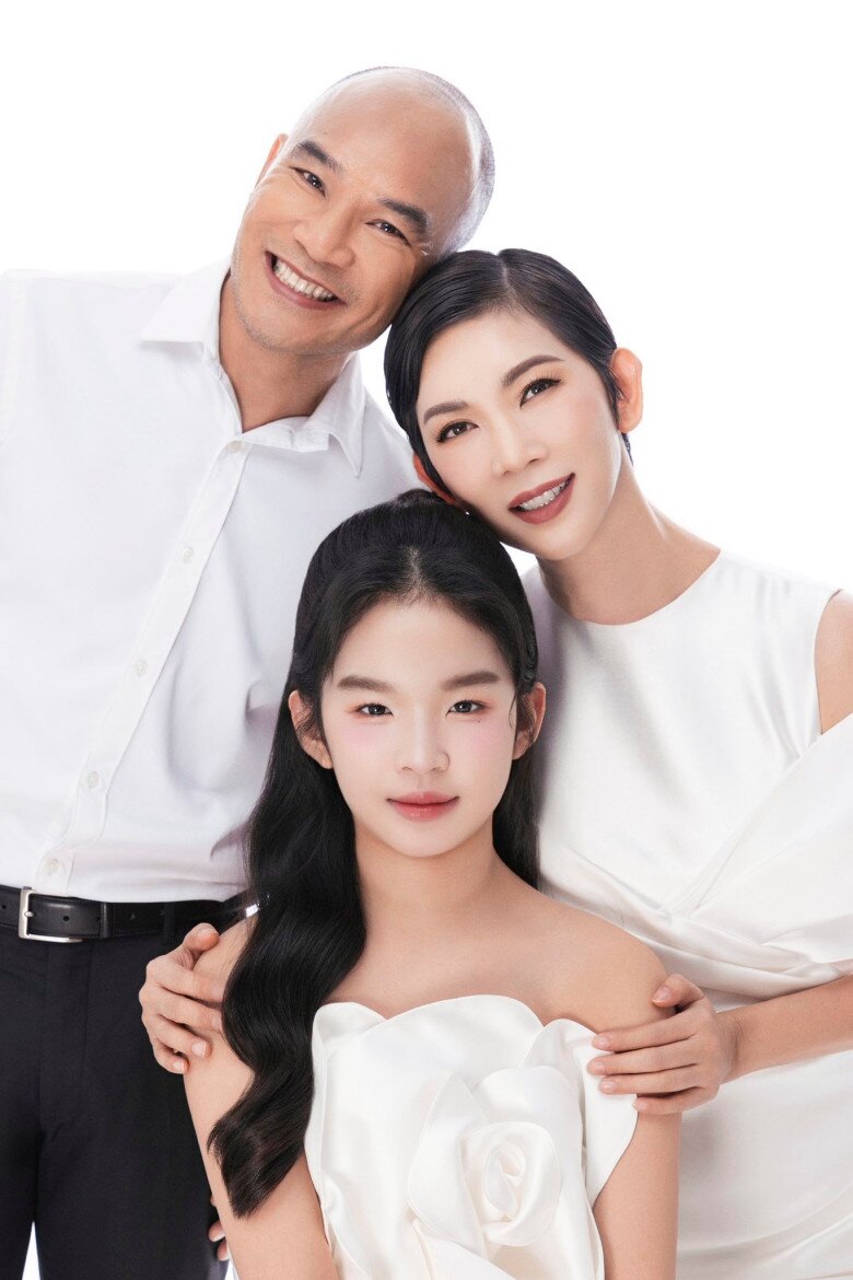 Sao Việt 24h: Jun Phạm hé lộ nửa gương mặt con gái Ngô Thanh Vân, nhóc tì 4 tháng tuổi bụ bẫm, lông mi "dài ngoằng" - 11