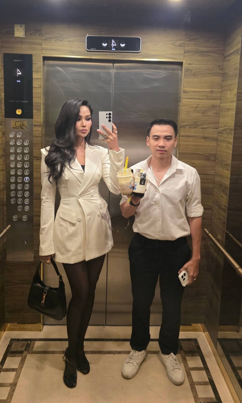 Sao Việt 24h: Quý tử nhà Đặng Thu Thảo gây sốt với ánh mắt "tổng tài nhí" khi đứng sau em gái, thần thái "không phải dạng vừa" - 6