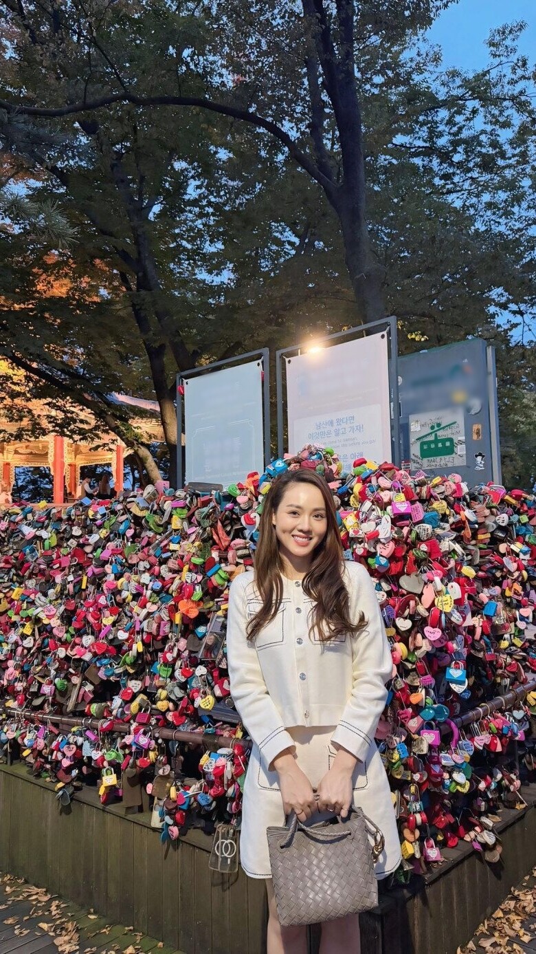 Sao Việt 24h: Trần Bảo Sơn khoe ái nữ và mẹ ruột, Bảo Tiên đẹp rạng rỡ ở tuổi 17, được xem là "bản sao" của bố - 10