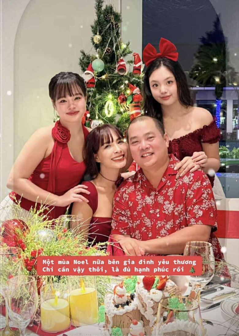 Sao Việt khoe ảnh Giáng sinh: NSƯT Vũ Luân bên con đầu lòng ở tuổi 53, quý tử cao 1m84 của Lê Phương như "người khổng lồ" - 5