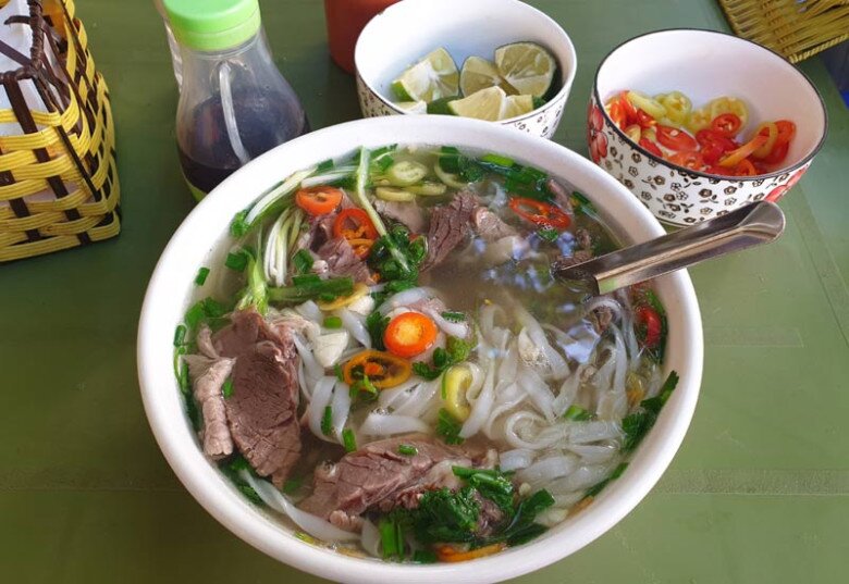 6 quán phở bò lâu năm nhất Thủ đô: Có quán tồn tại hơn 100 năm, được Michelin vinh danh 2 năm liên tiếp - 6