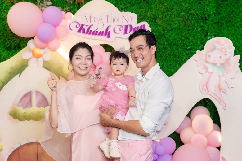 Nam diễn viên Mưa Đỏ được nhận xét &#34;mặt búng ra phản diện&#34;, vợ thông báo &#34;không thể giữ quan hệ ở trạng thái văn minh&#34; - 4