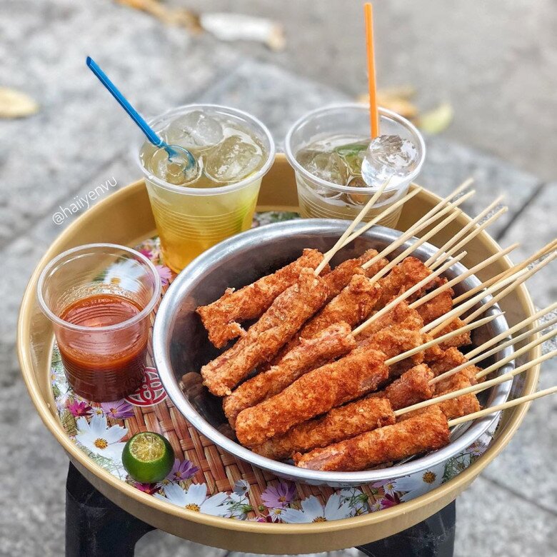 Món ăn vặt có cái tên dễ gây hiểu lầm lại được yêu thích nhất Thủ đô: Top 6 địa chỉ uy tín, ăn thử là "nghiện" ngay! - 5