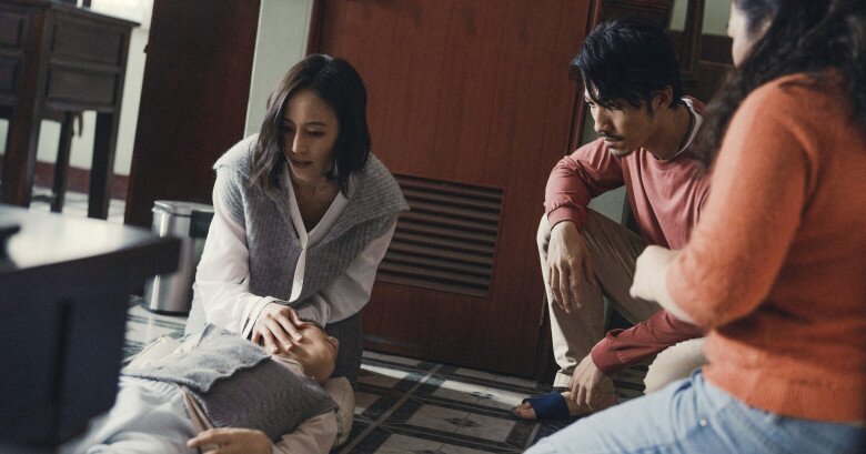 Bác Sĩ Tha Hương: Phim về lao động nhập cư khiến Liên Bỉnh Phát thức trắng để học thoại 3 thứ tiếng, nay làm nên lịch sử - 5