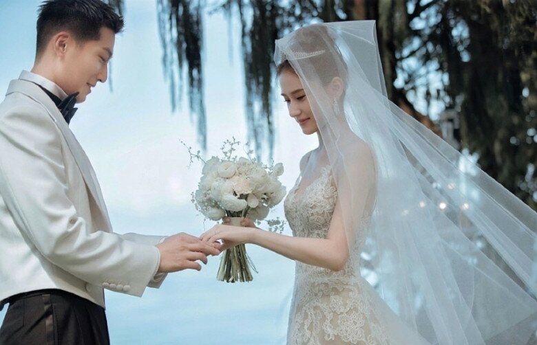 Nam diễn viên 1 tháng không thay quần áo, vợ là "ái nữ trùm sòng bạc", chê chồng ở bẩn giữa sóng truyền hình - 4