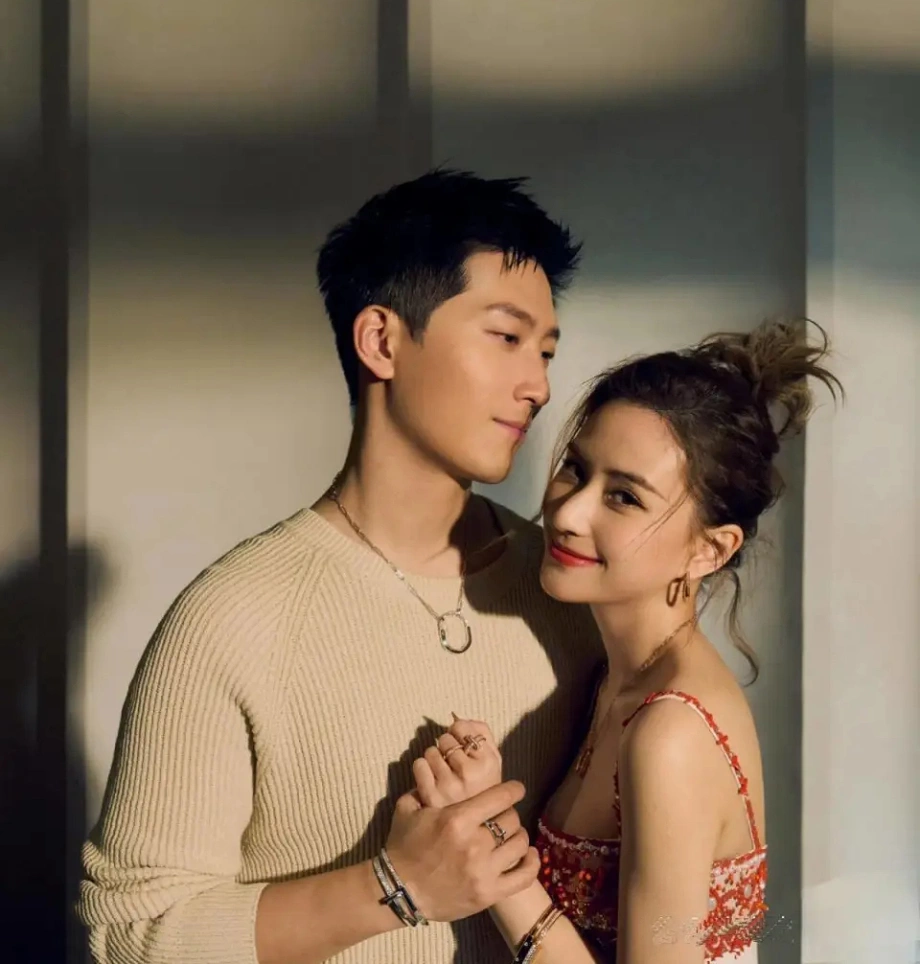 Nam diễn viên 1 tháng không thay quần áo, vợ là "ái nữ trùm sòng bạc", chê chồng ở bẩn giữa sóng truyền hình - 3