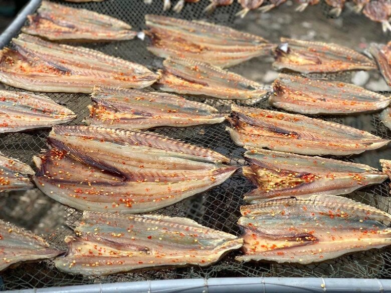 Loại cá nhọn hoắt có cái tên cực lạ chỉ ở Phú Quốc mới ngon nhất, gây nghiện bởi bị ngọt đậm tự nhiên hiếm có - 4