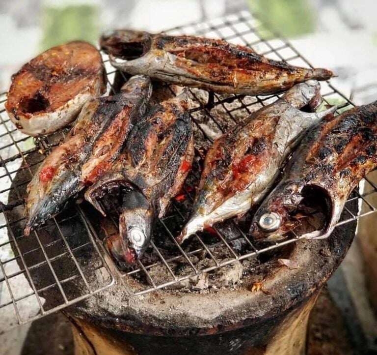 Loài cá có tên nghe đã thấy ngạc nhiên là đặc sản dân dã ở Phú Yên, ai ăn cũng phải bất ngờ thốt lên: &#34;Ồ!&#34; - 3