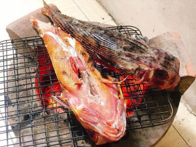 Loài cá có tên như loài bò sát mình toàn xương xưa chỉ cho gia súc ăn, nay nướng lên thơm nức mũi thành đặc sản &#34;tuyệt đỉnh&#34; - 3
