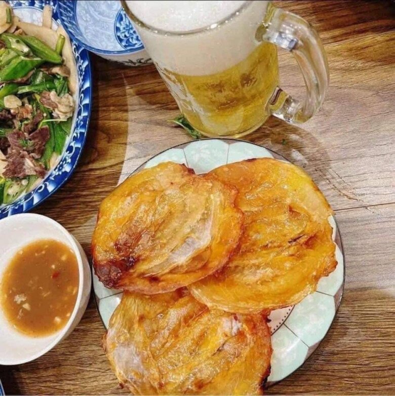 Loài cá tên như thú 4 chân xưa chỉ &#34;nhà nghèo&#34; mới ăn, nay đem phơi khô lại được giới trẻ cực thích, bán 250.000 đồng/kg - 5