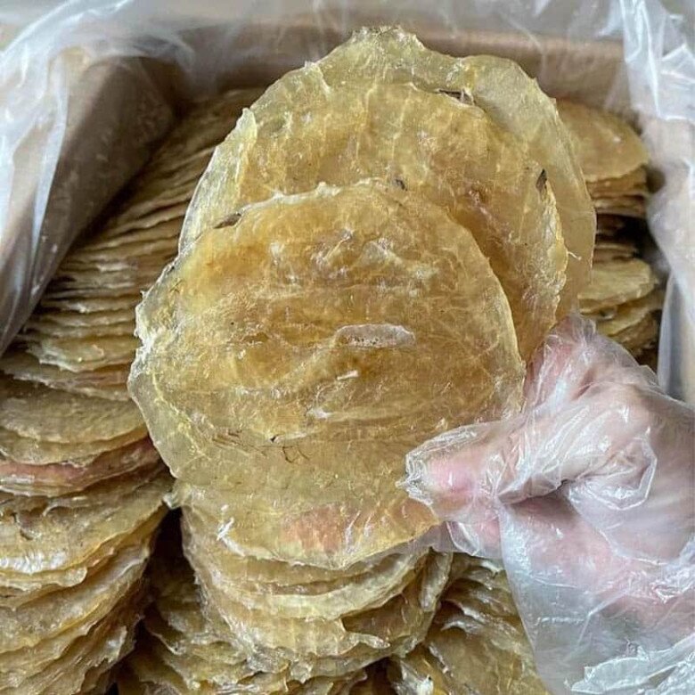 Loài cá tên như thú 4 chân xưa chỉ &#34;nhà nghèo&#34; mới ăn, nay đem phơi khô lại được giới trẻ cực thích, bán 250.000 đồng/kg - 2