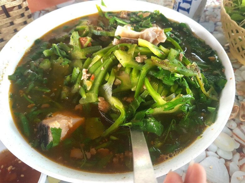 Loại cây tưởng không ăn được đem nấu canh thành đặc sản chỉ có ở Quảng Trị, xưa dành cho "nhà nghèo" nay ai cũng thích mê - 3