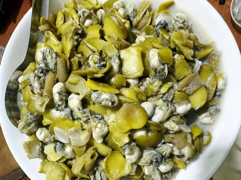 Loại quả tên nghe như một loại gia vị, có vị đắng ngắt đem xào tôm lại thành đặc sản Quảng Ninh thử một lần là &#34;nghiện&#34; - 4