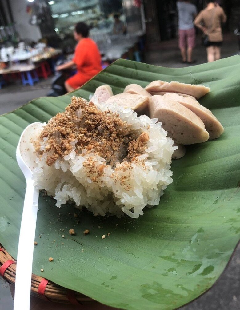 Món xôi làm từ loại rau dại lại là đặc sản Hà Nội: Top 5 quán làm chuẩn vị nhất, mấy chục năm vẫn nườm nượp khách - 4