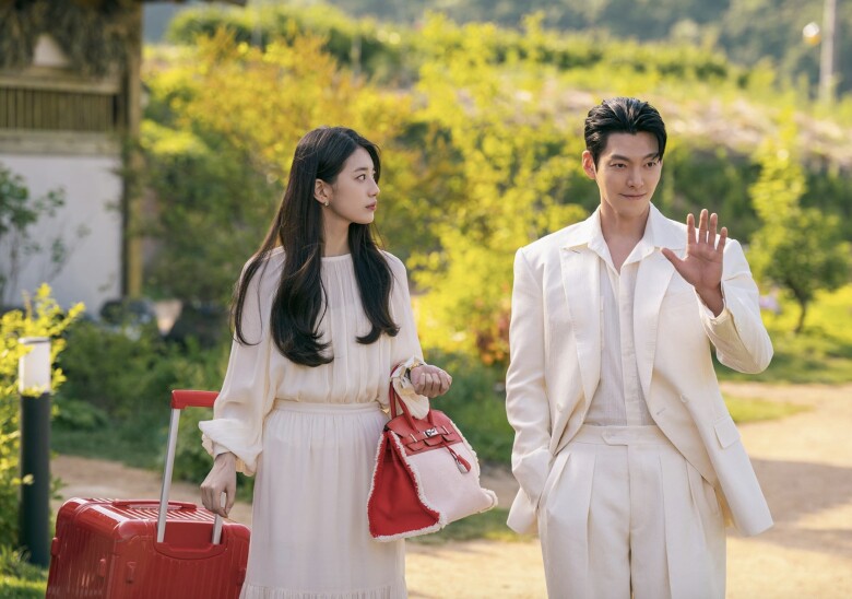 Thần Đèn Ơi Ước Đi: Phim Hàn càng xem càng cuốn, Suzy được &#34;tha thứ&#34; vì đẹp nhưng vẫn không bằng Song Hye Kyo - 6