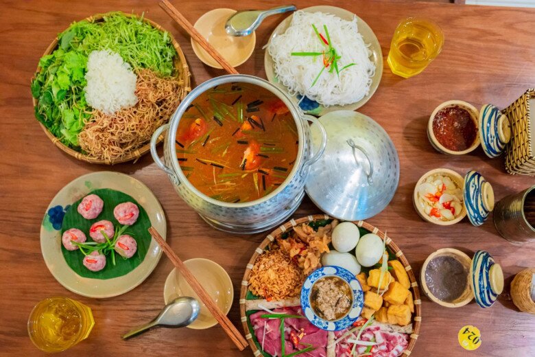 Trời lạnh xì xụp quanh món ăn này thì &#34;tuyệt đỉnh&#34;: Dân sành ăn mách bạn top 8 địa chỉ uy tín nhất Thủ đô - 5