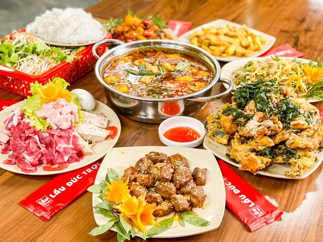Trời lạnh xì xụp quanh món ăn này thì &#34;tuyệt đỉnh&#34;: Dân sành ăn mách bạn top 8 địa chỉ uy tín nhất Thủ đô - 7