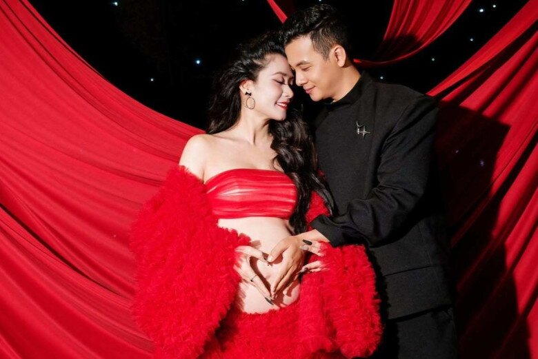 Thanh Hiền - Vân Trang: Cặp “tình địch” năm nào giờ thành mẹ bỉm cực phẩm, Vân Trang đẻ 4 lần vẫn thon thả - 3