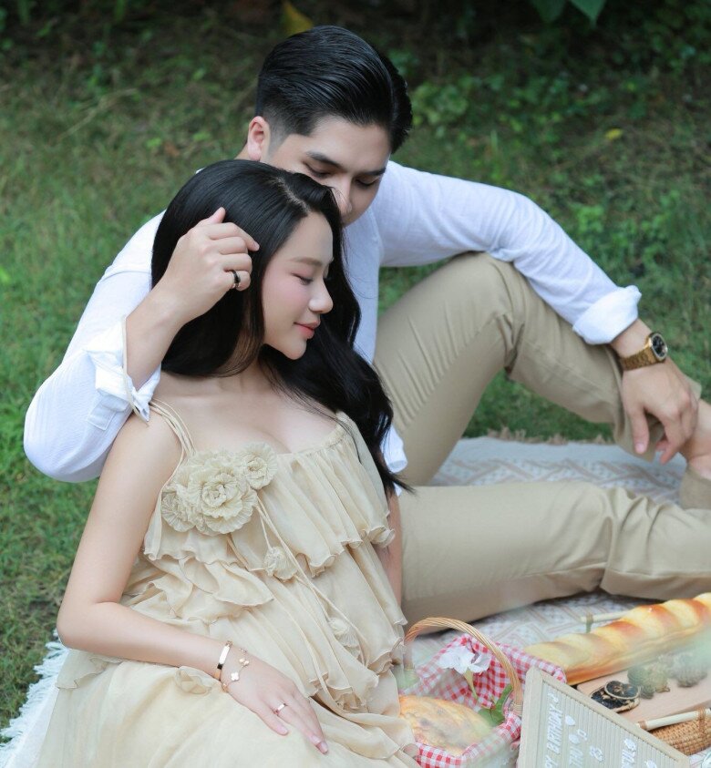 Cô dâu 1000 cây vàng ở Đồng Tháp hạ sinh con đầu lòng ở tuổi 23, công chúa nhỏ tương lai thừa hưởng tiệm vàng của gia tộc - 5