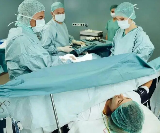 Mẹ gen Z mê ăn món này khi mang bầu, em bé sinh ra có ngoại hình khiến bác sĩ ngỡ ngàng - 1