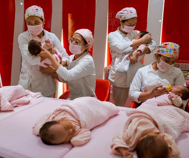 Người đàn ông 48 tuổi sinh gần 200 đứa con, xây 35 biệt thự để nuôi dưỡng - 1