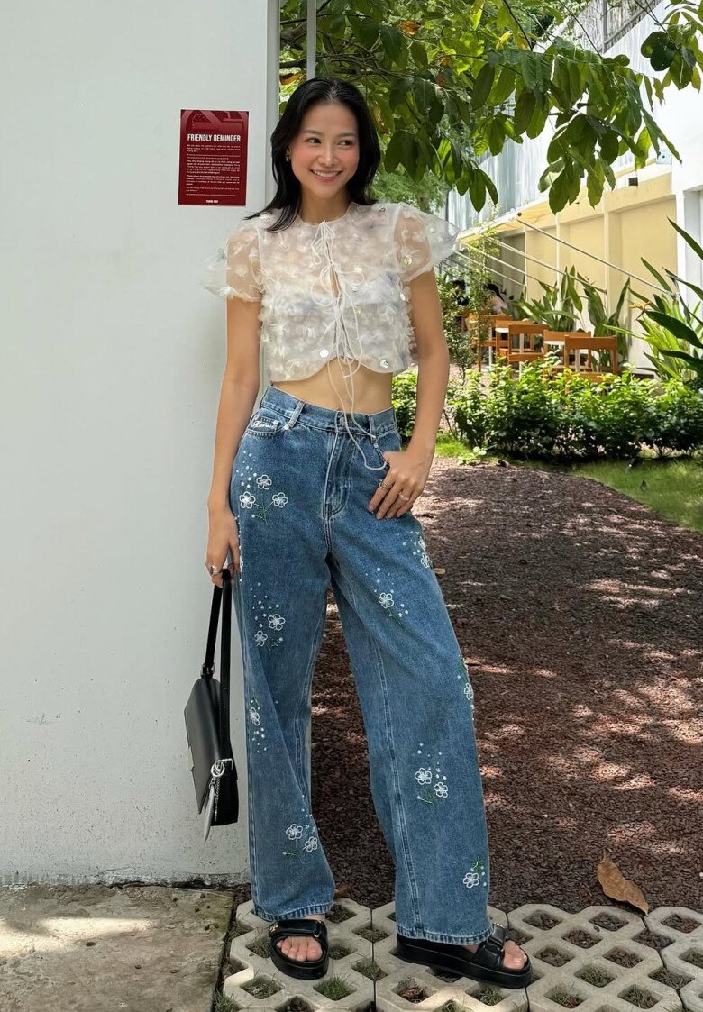 8 outfit đi cà phê học lỏm từ Hoa hậu Phương Khánh: Từ thanh lịch đến năng động cá tính, mặc gì lên hình cũng đẹp - 2
