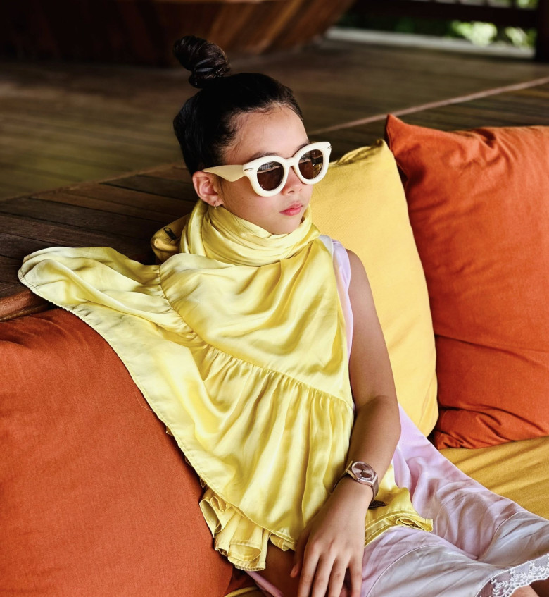 Con gái lai Thuỵ Điển của nữ ca sĩ nổi tiếng xinh như thiên thần, nói được ba thứ tiếng, gây chú ý vì làn da trắng hồng - 3