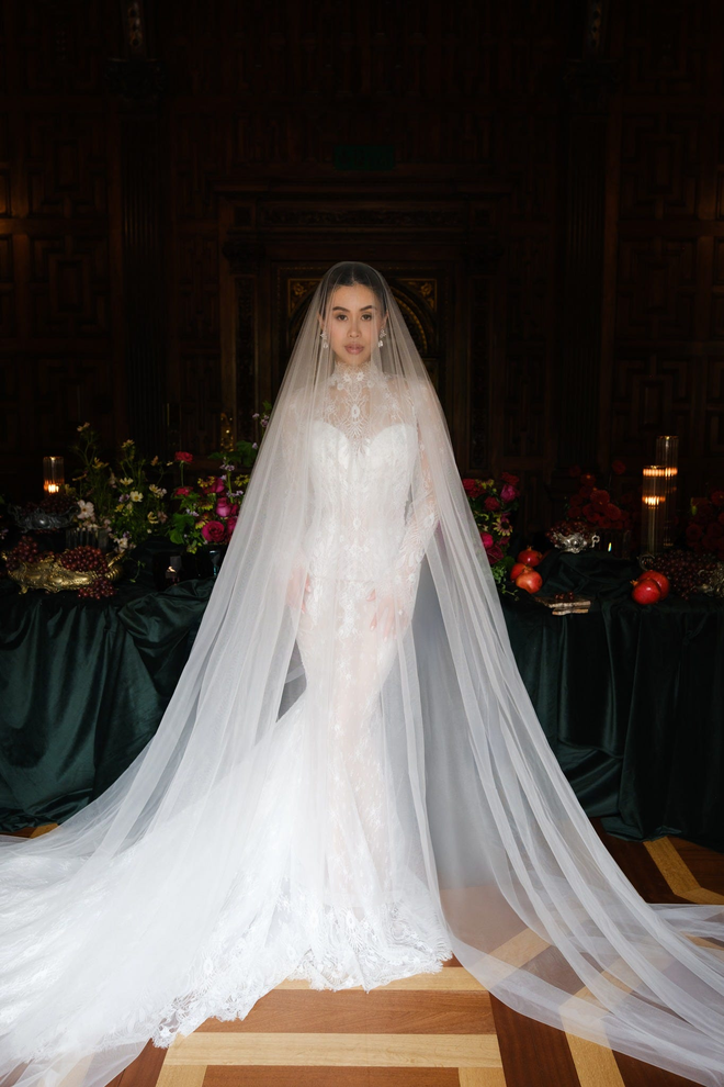 Váy cưới của con gái tỷ phú Jonathan Hạnh Nguyễn: Màu trắng chủ đạo, mang dấu ấn haute couture và tinh thần quý tộc Ý - 2