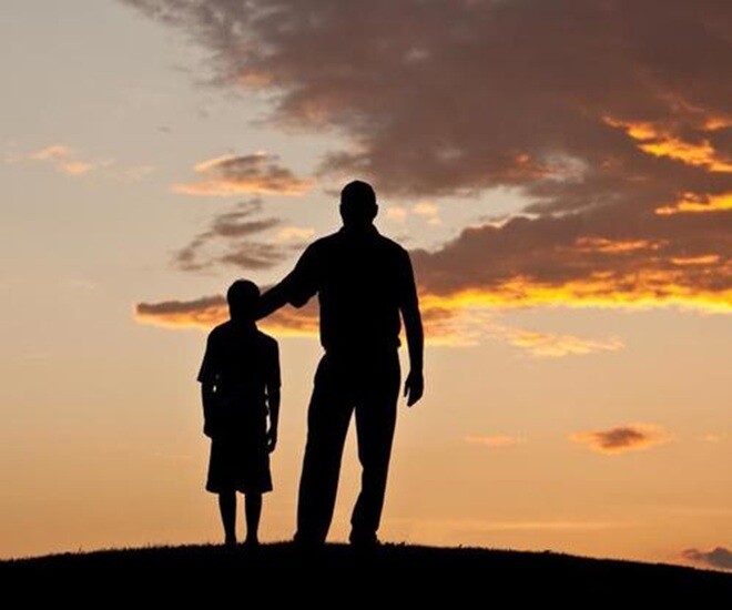 Bị bạn gắn mác “nuôi con tu hú” suốt 10 năm, người đàn ông đi xét nghiệm ADN 3 lần vẫn không tin là thật - 1