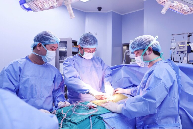 Bị suy thận nặng vẫn cố giữ thai bằng mọi giá, người mẹ vỡ òa hạnh phúc khi tìm thấy ánh sáng “cuối đường hầm” - 2