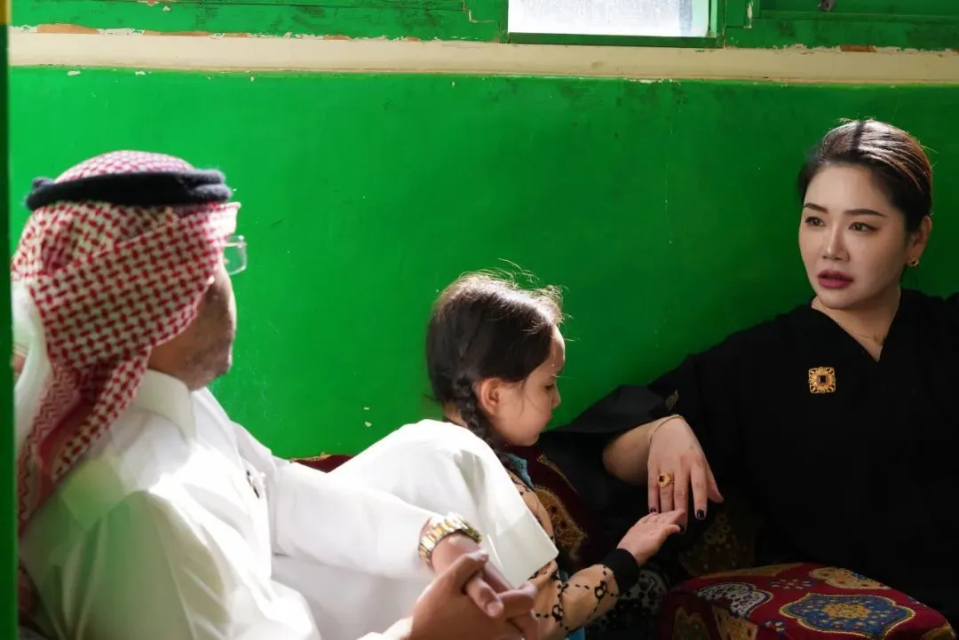 Cưới trai nghèo Ả Rập Xê Út kém 9 tuổi, người phụ nữ choáng váng khi về thăm nhà chồng - 5