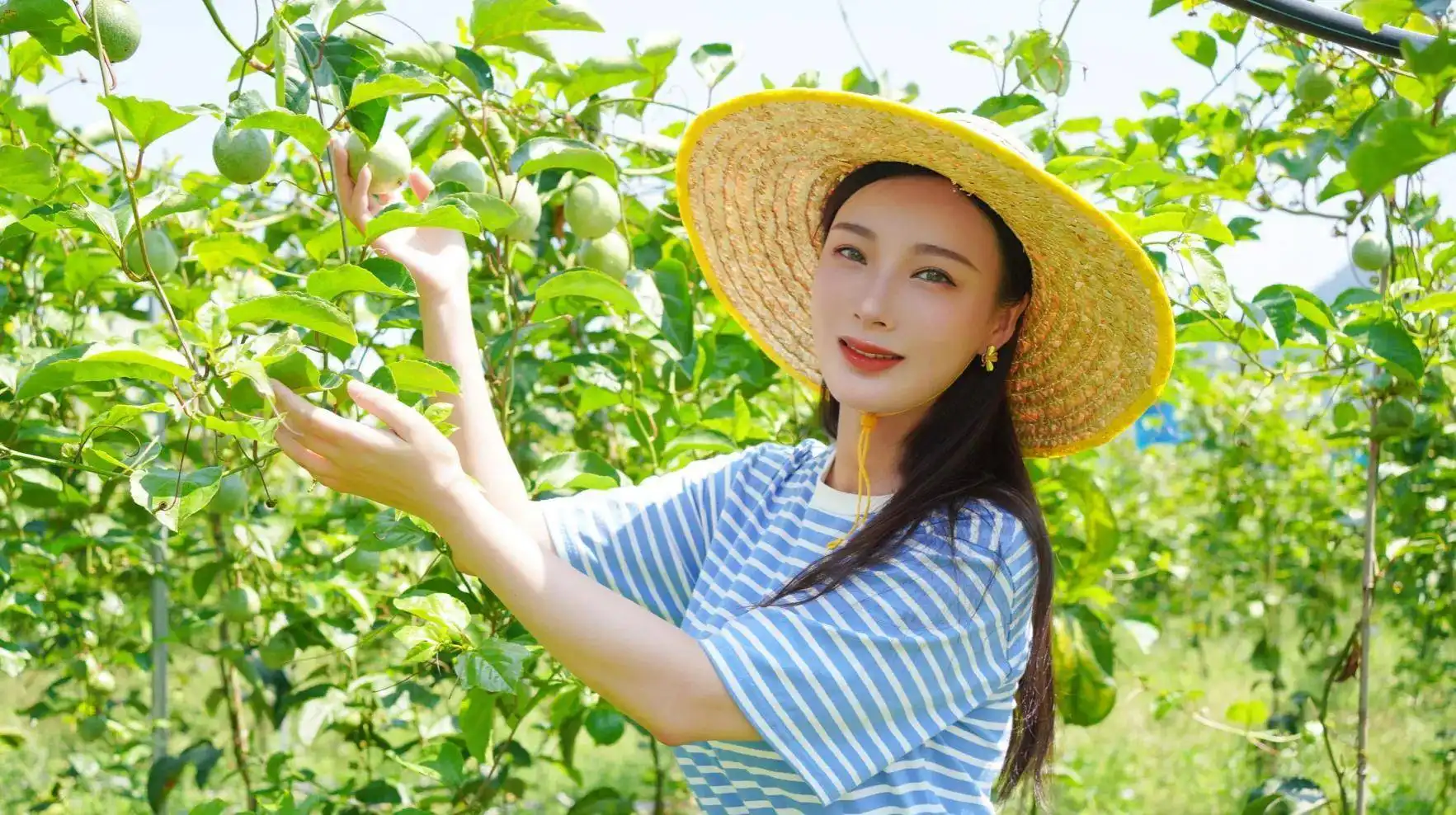 Đối thủ của Can Lộ Lộ bỏ nghề bác sĩ làm diễn viên, giúp mối tình đầu quay phim “nóng” và cái kết - 9