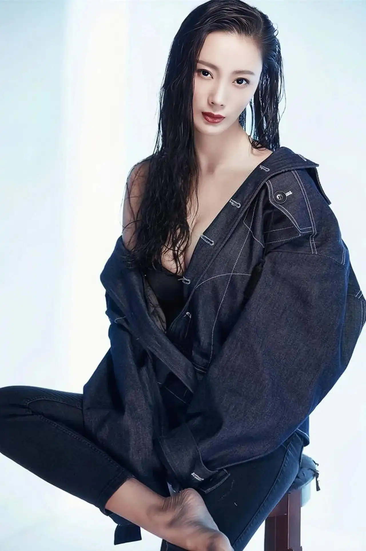 Đối thủ của Can Lộ Lộ bỏ nghề bác sĩ làm diễn viên, giúp mối tình đầu quay phim “nóng” và cái kết - 5