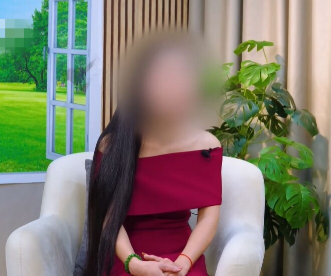 Lén về quê bạn trai để tạo bất ngờ cho anh, người phụ nữ choáng váng khi thấy người ra mở cửa - 1