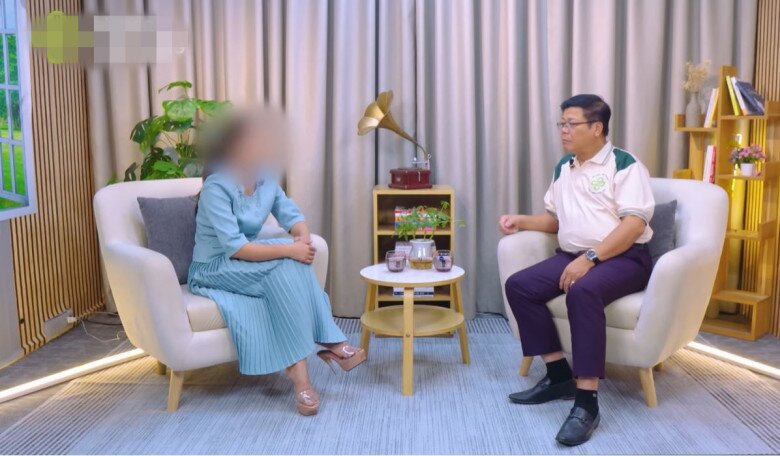 Mẹ tai biến nằm một chỗ, bố họp gia đình dẫn theo người lạ về, đưa ra yêu cầu khiến cả nhà náo loạn - 2