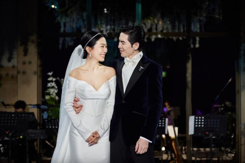 Nam tài tử yêu quản lý hơn 14 tuổi suốt 16 năm, cưới hơn 1 năm gặp không ít rắc rối - 5