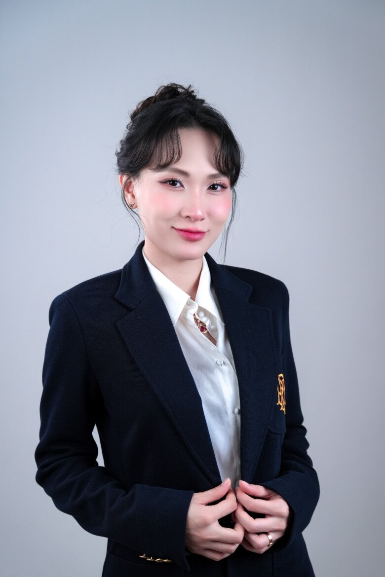 Phải lòng con trai thầy giáo, 9X chủ động “tấn công”, về làm dâu xưng hô đặc biệt với ba mẹ chồng - 1