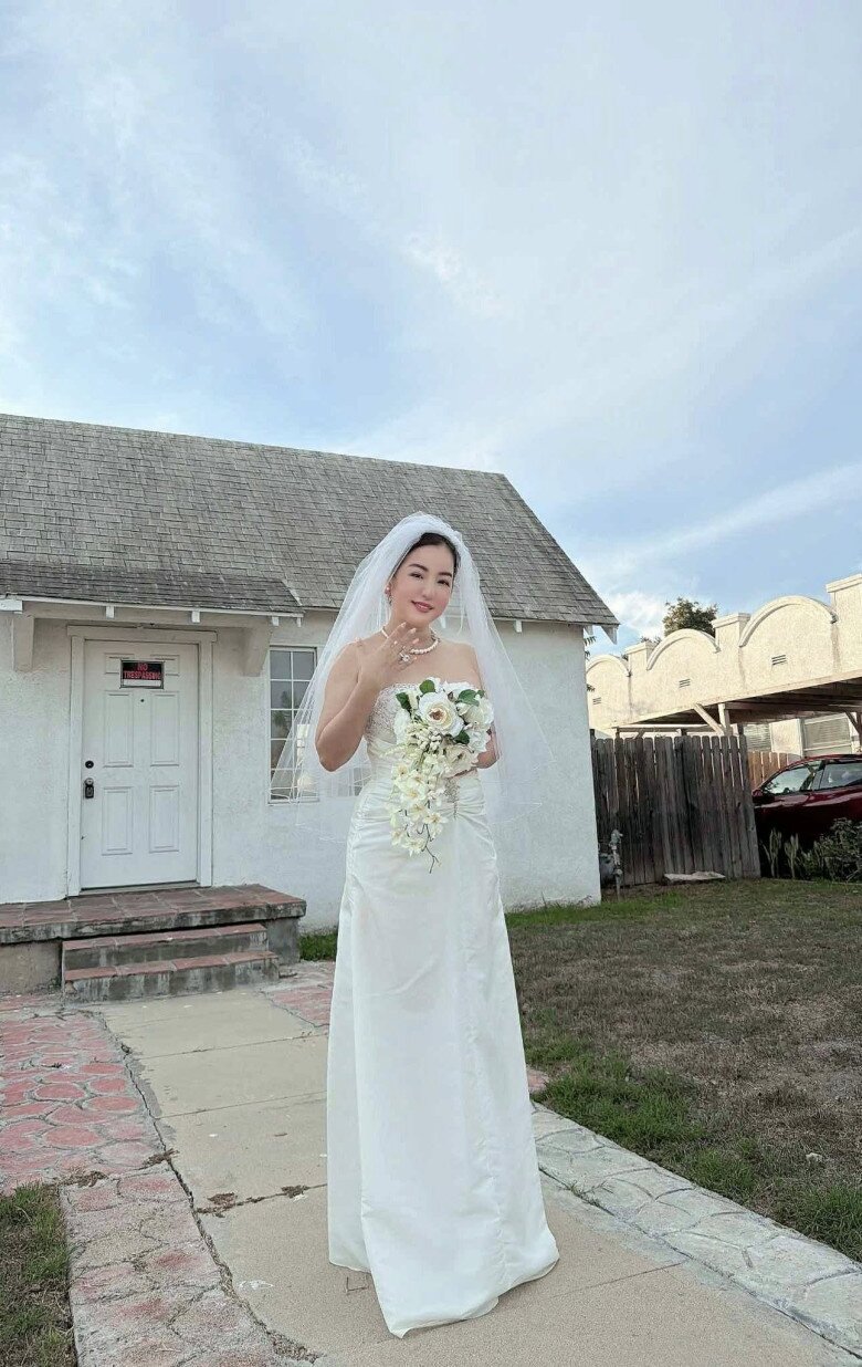 Thúy Nga tung ảnh cưới bên “túp lều tranh” ở Mỹ, tay đeo nhẫn kim cương &#34;khủng&#34;, danh tính nửa kia gây sốt - 4