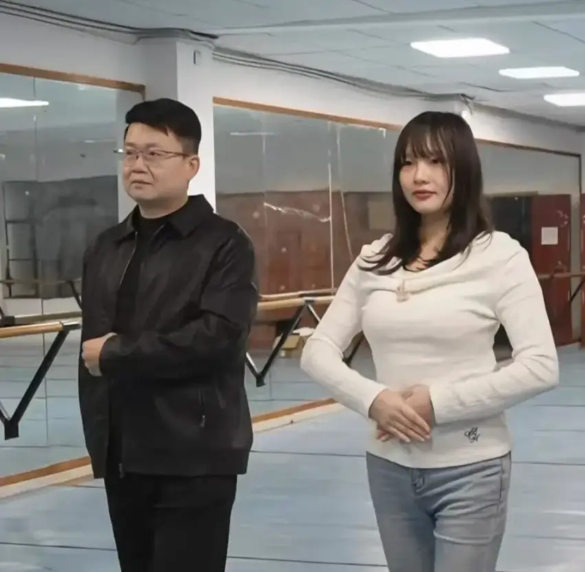 Vô tình gặp lại ân nhân cứu mình thuở nhỏ, 9X chủ động "tấn công", rước anh về làm chồng - 3