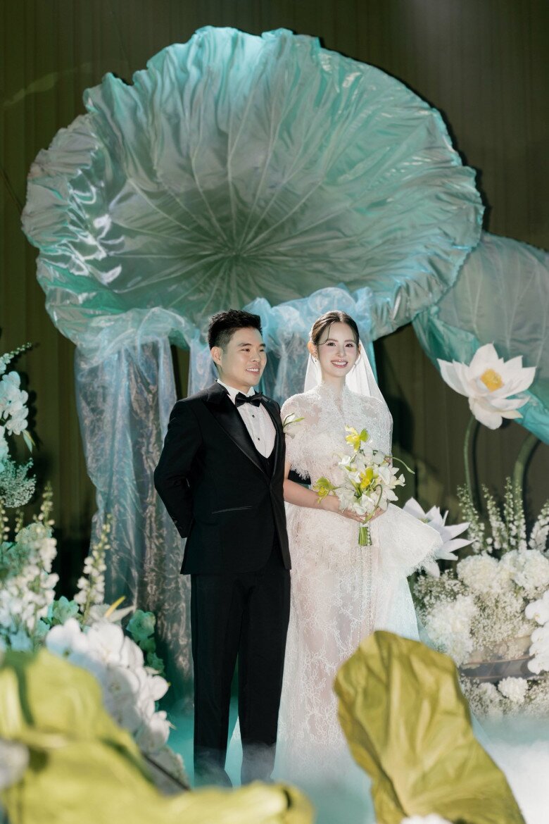 Đám cưới sao Việt năm 2025: Nhà tỷ phú Johnathan Hạnh Nguyễn tưng bừng gả ái nữ, Vũ Cát Tường thành đôi với vợ danh giá - 11