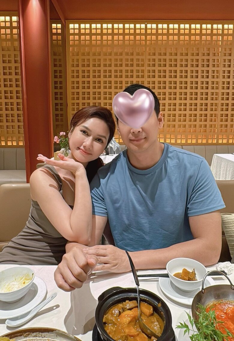 Diễn viên Hương Giang công khai ông xã khi con trai gần thôi nôi: "Đừng ai đồn em chung chồng nữa nhé" - 3