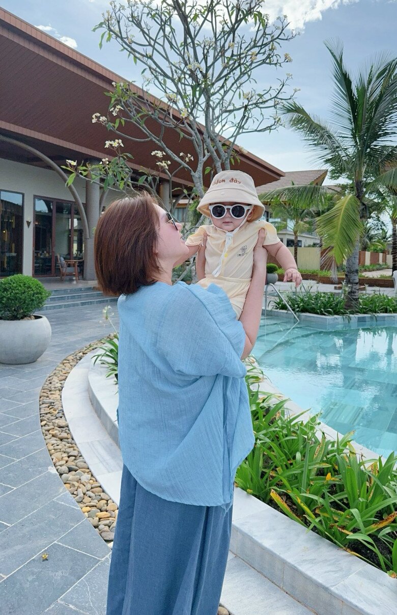 Diễn viên Hương Giang công khai ông xã khi con trai gần thôi nôi: "Đừng ai đồn em chung chồng nữa nhé" - 7