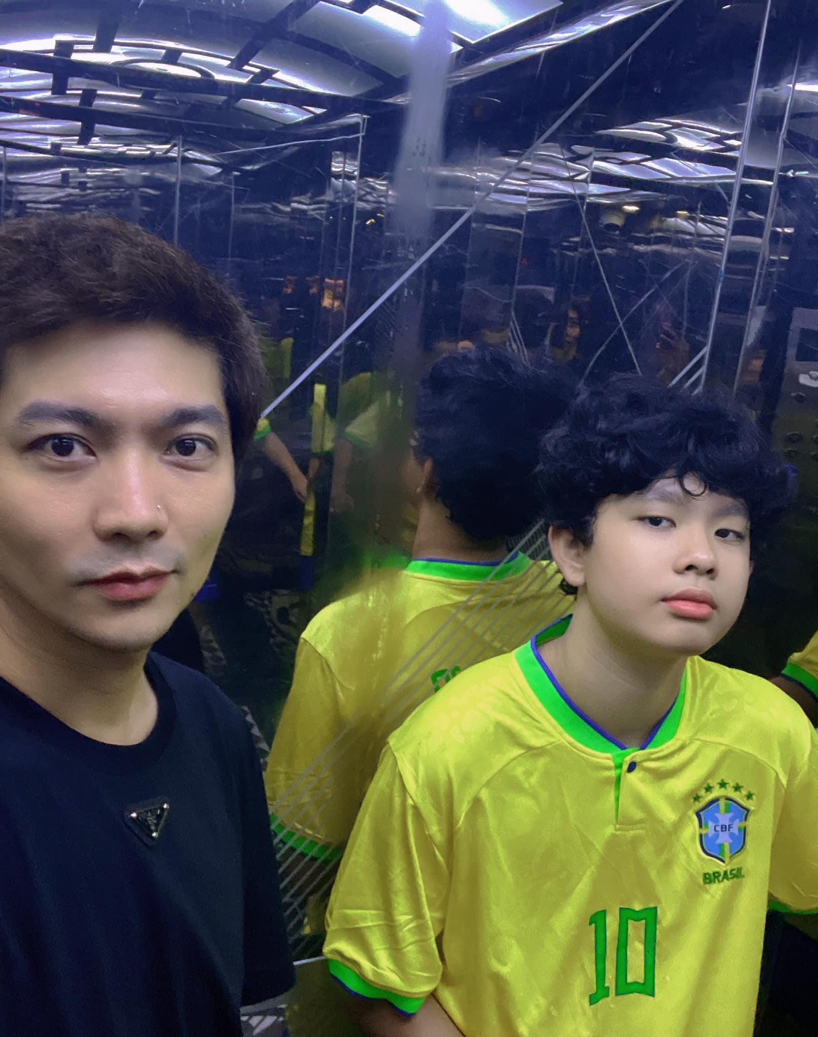 Nhận không ra con trai Trương Quỳnh Anh trong clip xuất hiện cùng mẹ: 13 tuổi cao 1m8, "lột xác" nhờ giảm cân - 10