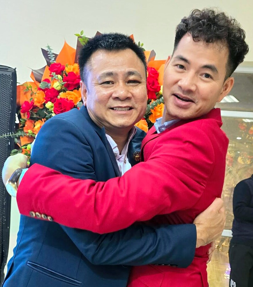 NSND Tự Long trở thành người duy nhất "dám" uốn nắn NSND Xuân Bắc: Đôi bạn 30 năm nay ai cũng giữ chức lớn - 5