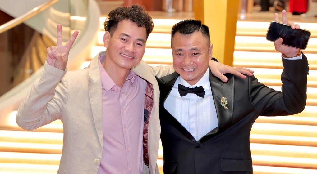 NSND Tự Long trở thành người duy nhất "dám" uốn nắn NSND Xuân Bắc: Đôi bạn 30 năm nay ai cũng giữ chức lớn - 9